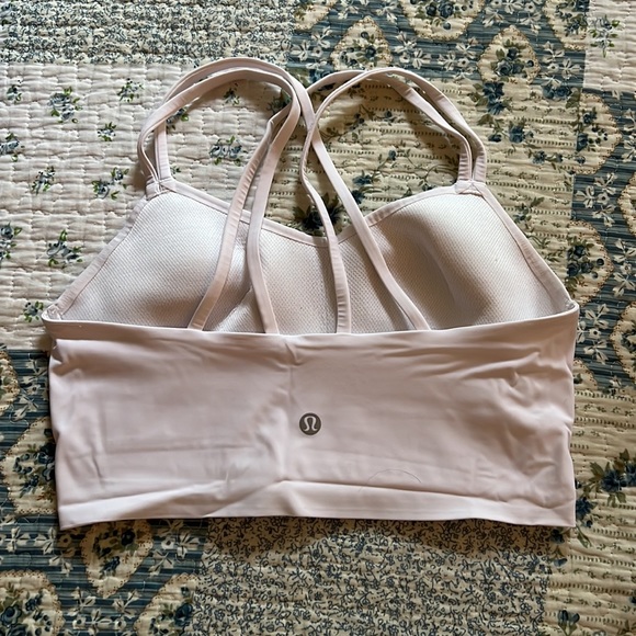 Lululemon sports bra - Picture 3 of 4
